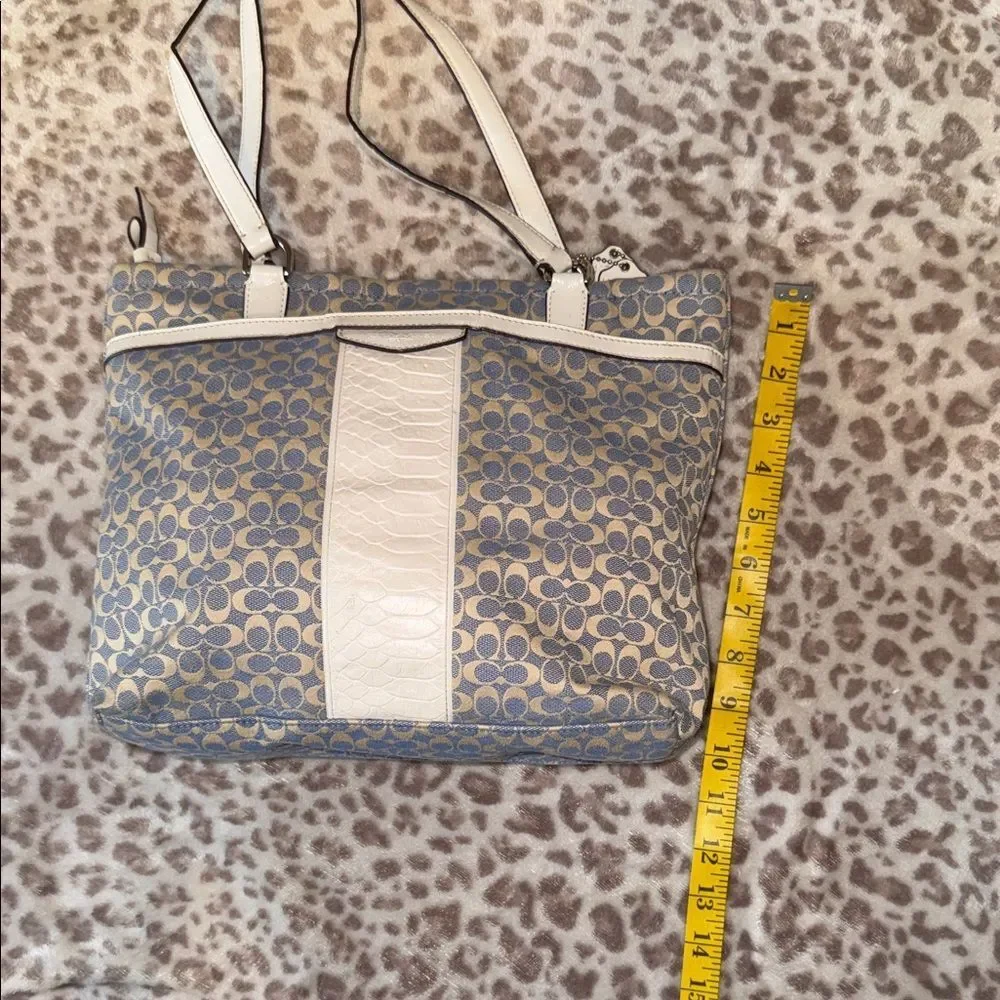 Coach Signature Canvas Shoulder Tote in Beige and Cream